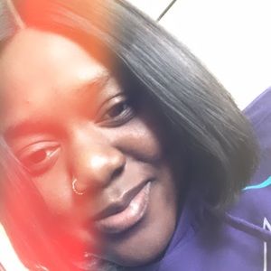 Meet your Posher, Arielle